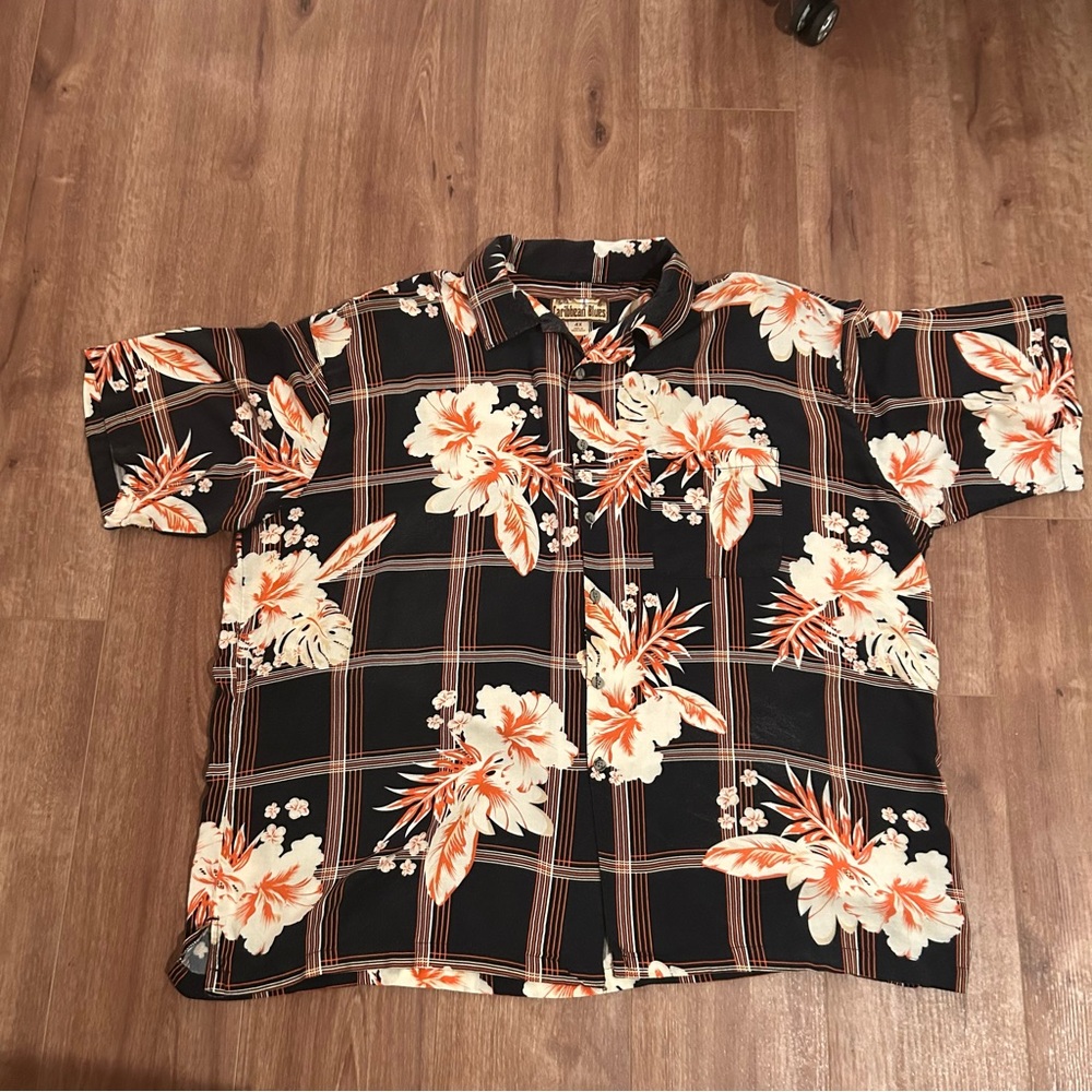Caribbean Blues Men's Black Floral Hawaiian Button-Up Shirt , Size 4X Rayon